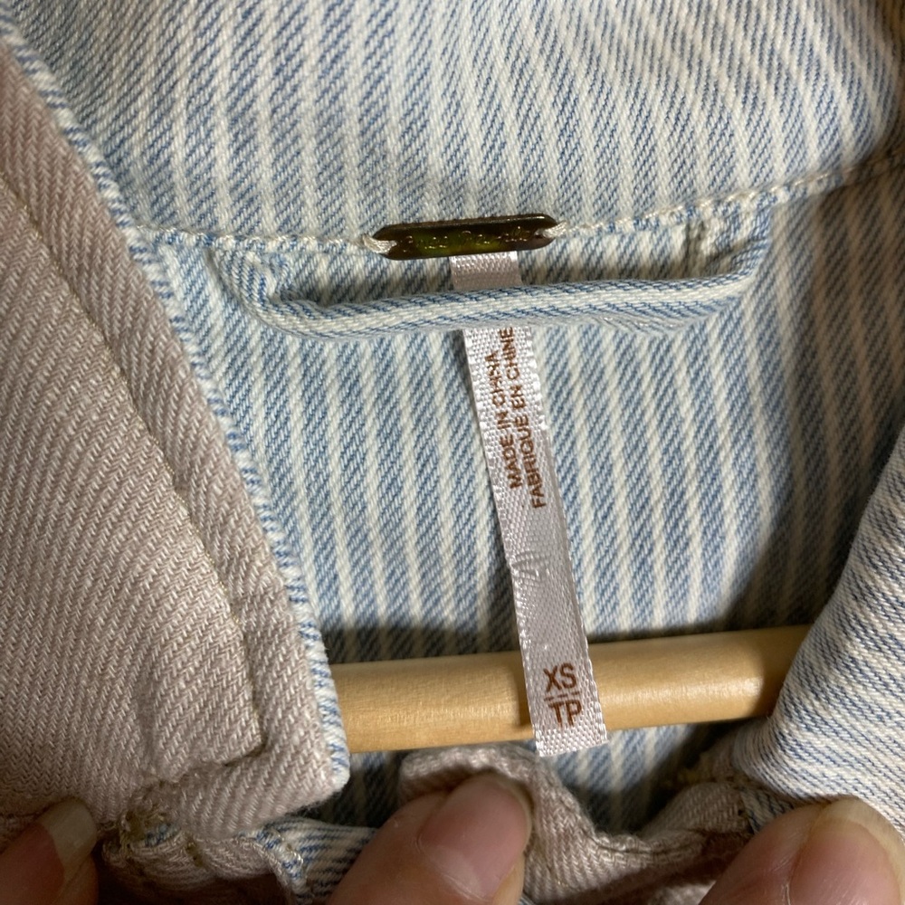 Free People Cream Linen Blend Lightweight Jacket Cropped - Picture 5 of 5